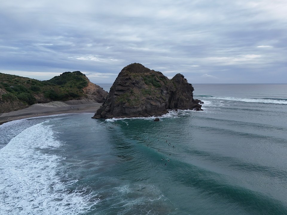 The Lord of the Rings: The Rings of Power | Piha Beach — The Shore Beyond the Sundering
