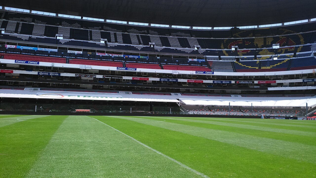 Soccer History | Estadio Azteca — The 110,000 That No Record Book Counts