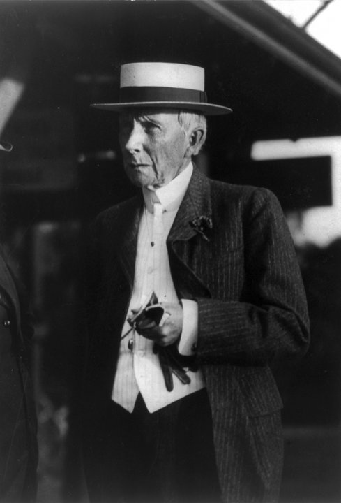 Biography|John D. Rockefeller — He Died in This Bedroom at The Casements