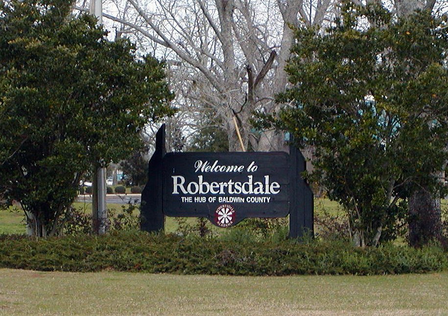 Biography | Tim Cook — Salutatorian of Robertsdale High School, Class of 1978