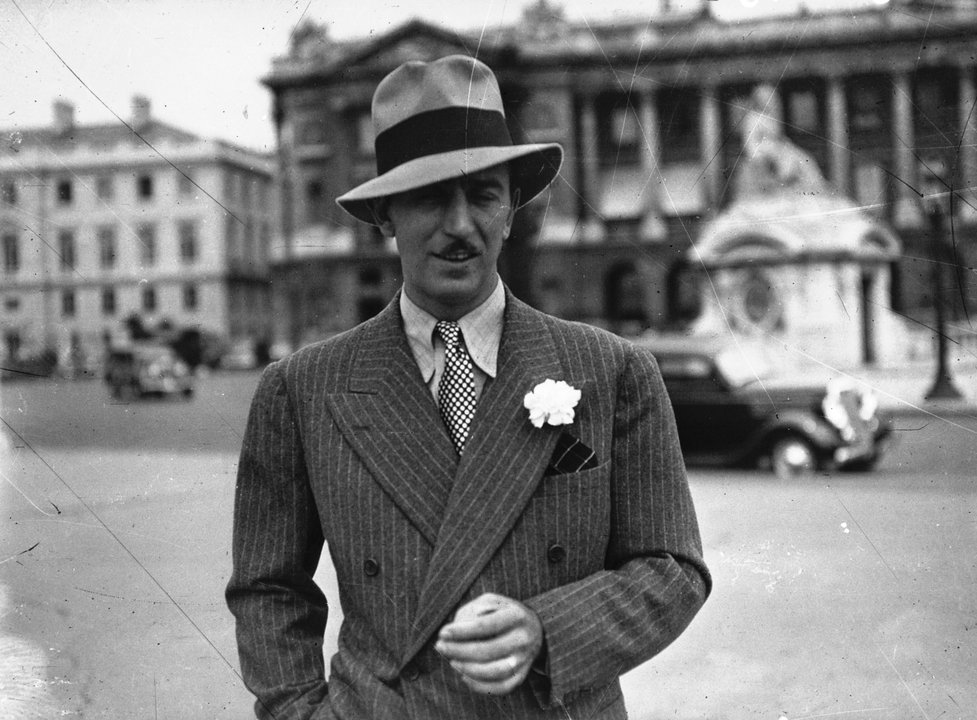 Biography | Walt Disney — The Lot on Hyperion Avenue That Replaced the Real Estate Office