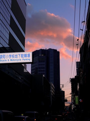 Retail History | Uniqlo — The…