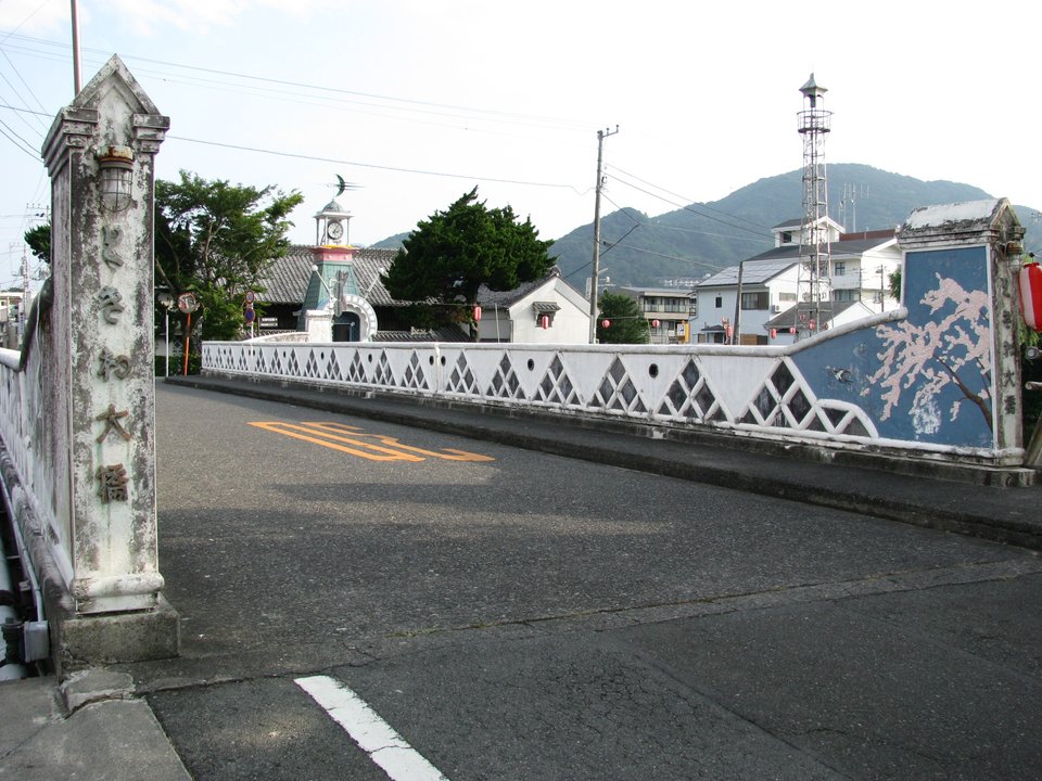 世界の中心で、愛をさけぶ | ときわ大橋 Tokiwa Bridge — The Bicycle Across the Namako Walls