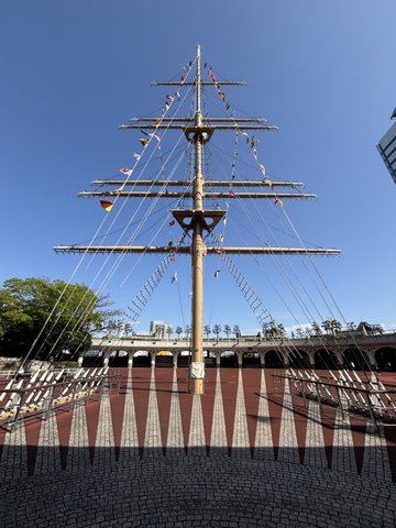 天気の子 | 竹芝客船ターミナル — 島から東京へ着く岸壁