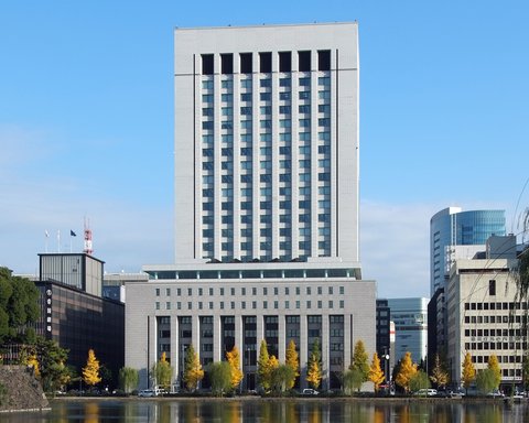 Finance History | Dai-ichi Li…