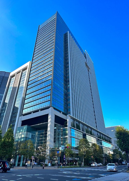 Semiconductor History | Mitsubishi Electric Marunouchi — SiC Enters the Living Room