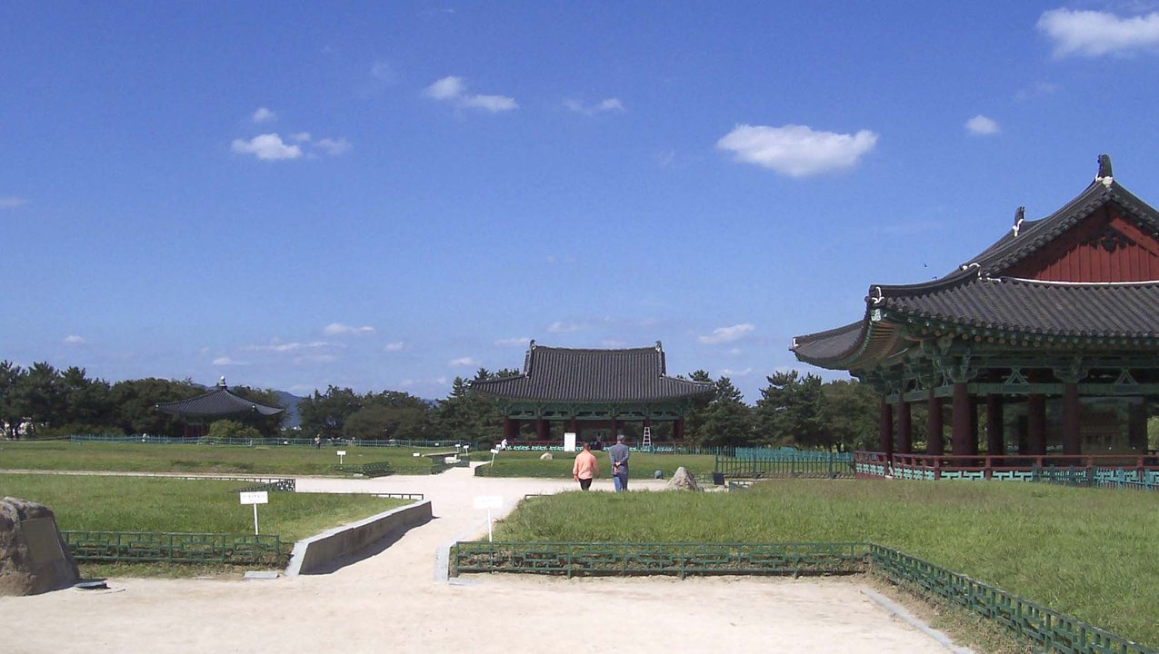 Queen Seondeok | Donggung Palace and Wolji Pond — The Night Water That Held a Crown