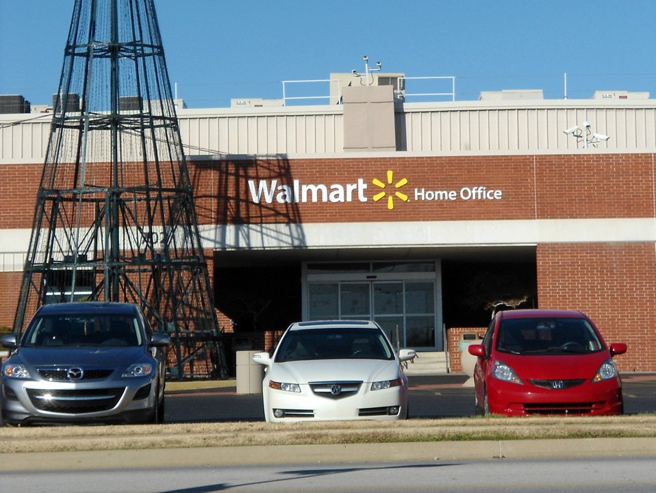 Biography | Doug McMillon — Sam's Club, Then the International Desk