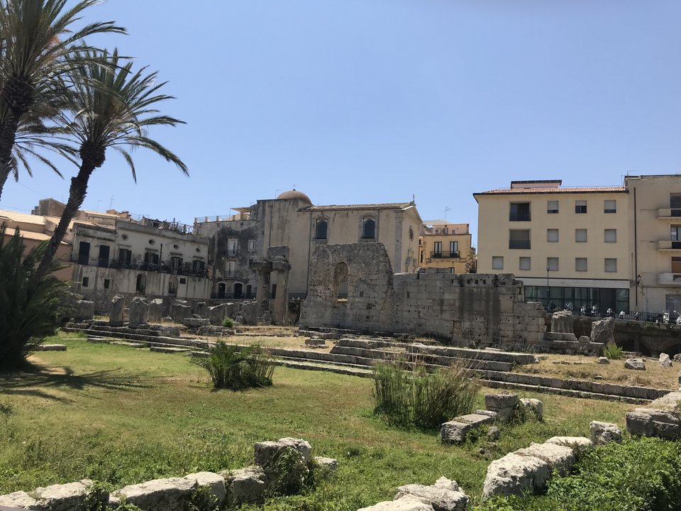 Biography | Plato — The Island Court at Syracuse Where the Philosopher Met a Tyrant