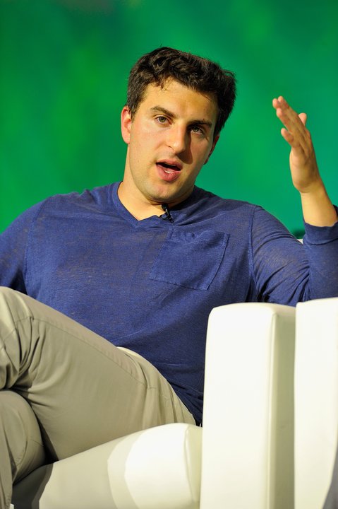 Biography | Brian Chesky — 320 Pioneer Way, the YC Dinner of 6 January 2009 — photo 2