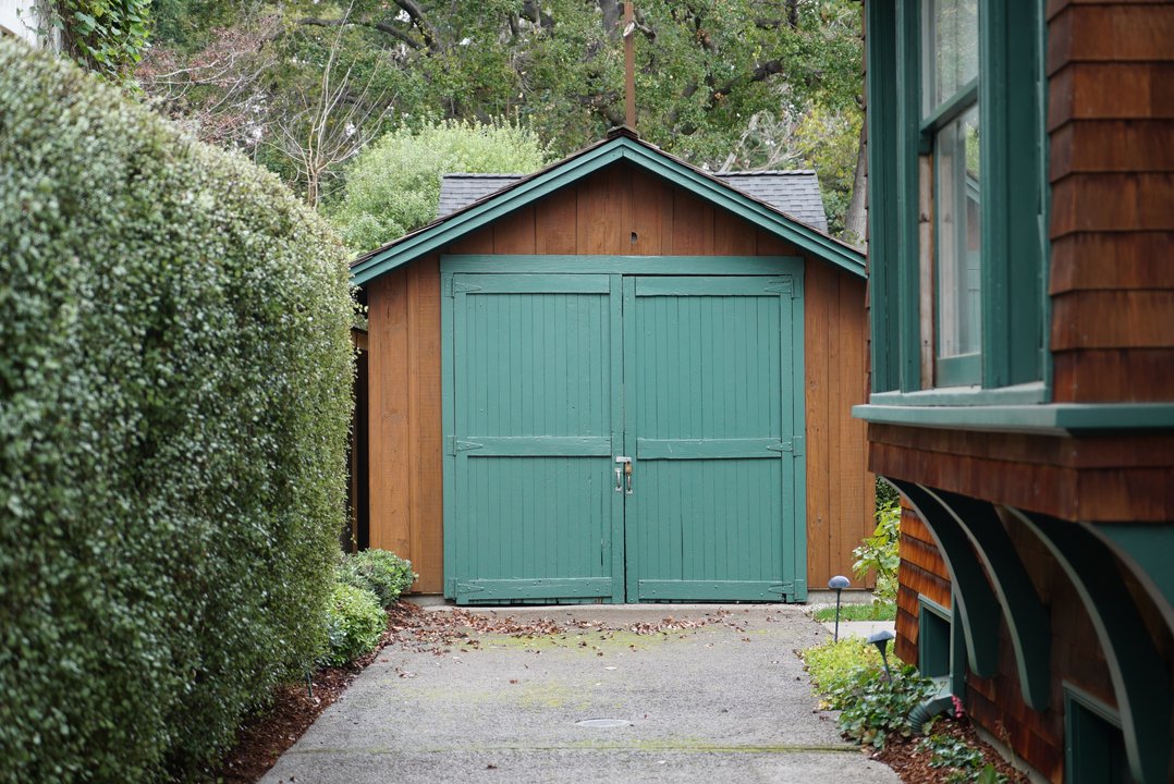 Technology History | Hewlett-Packard — The One-Car Garage at 367 Addison Avenue