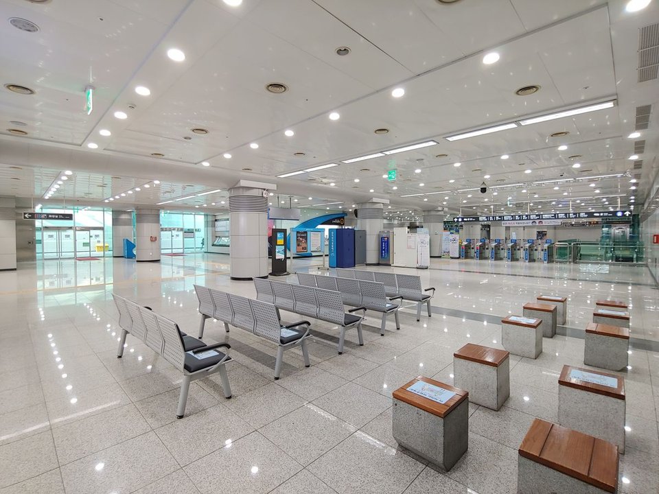 Squid Game | Airport Cargo Terminal Station — The Ticket He Did Not Use