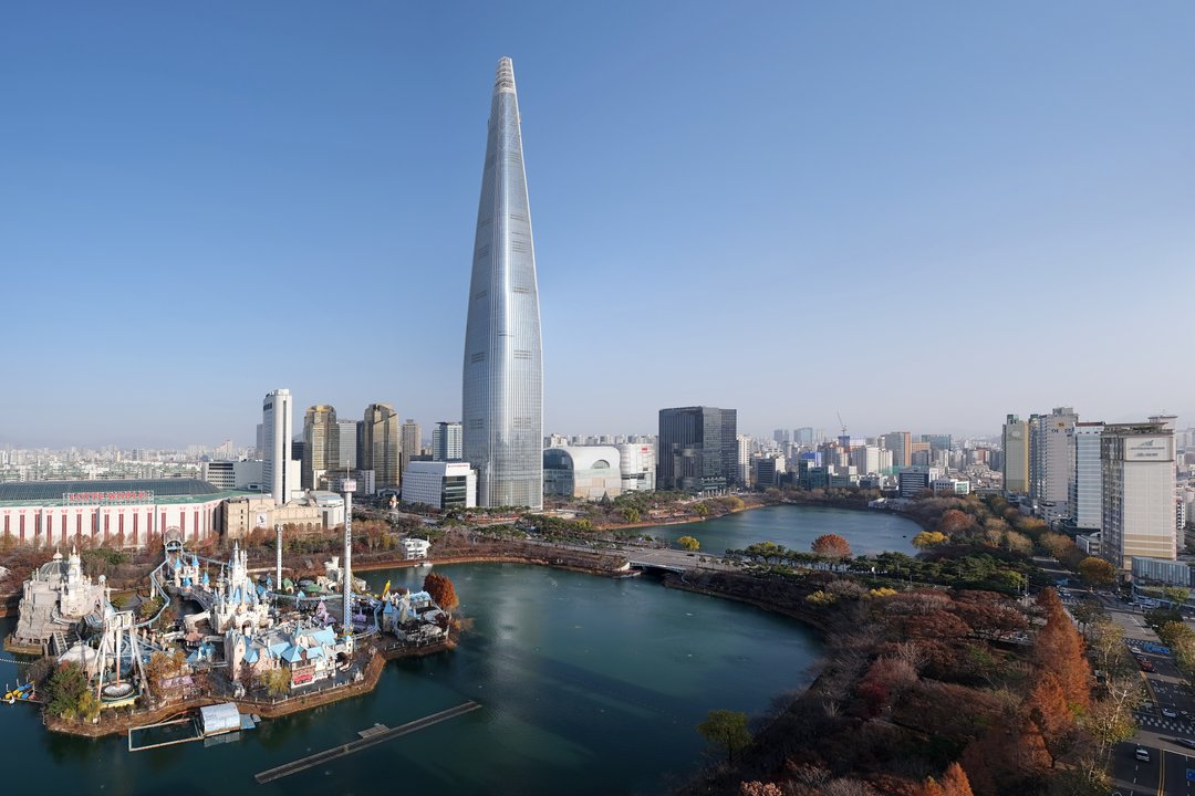 Business Proposal | Lotte World Adventure — The Indoor Park He Booked as a Date