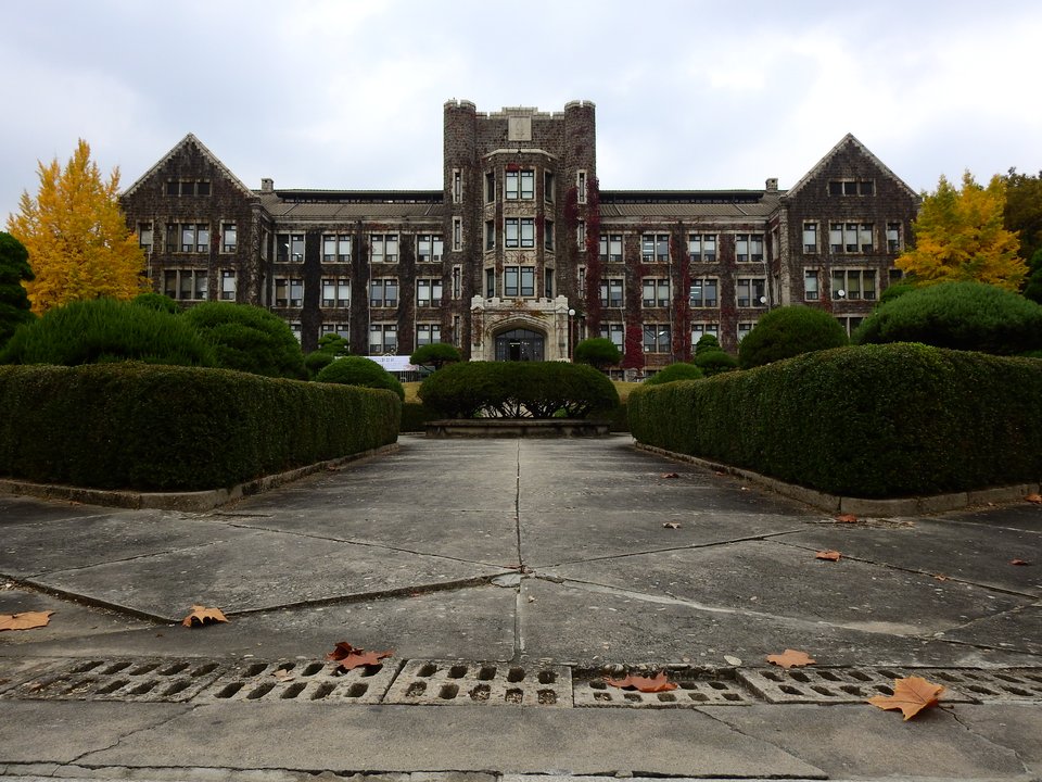 True Beauty | Yonsei University Yeonhui Hall — The School That Was Never a High School