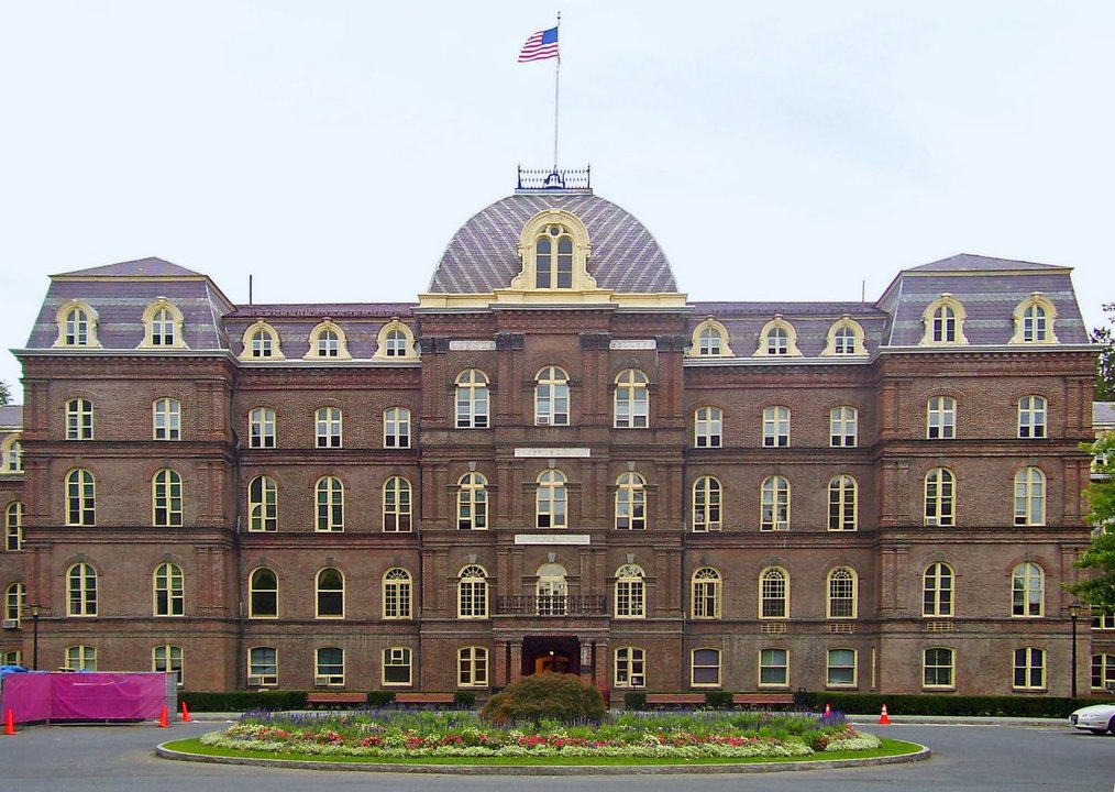 Biography | Grace Hopper — The Mathematics Degree She Took in This Hall — photo 2