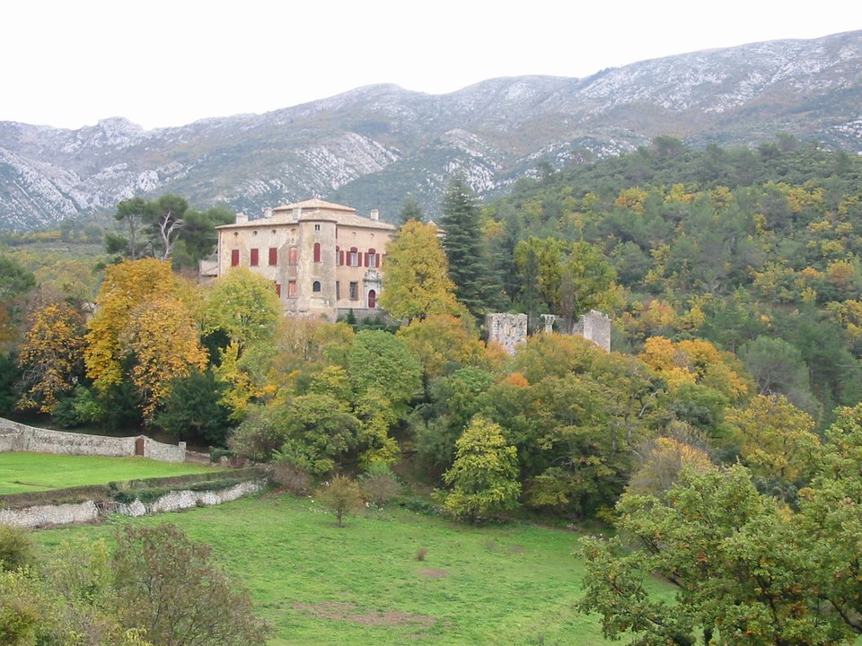 Biography | Pablo Picasso — The Terrace at Vauvenargues Where the Coffin Went into the Rock