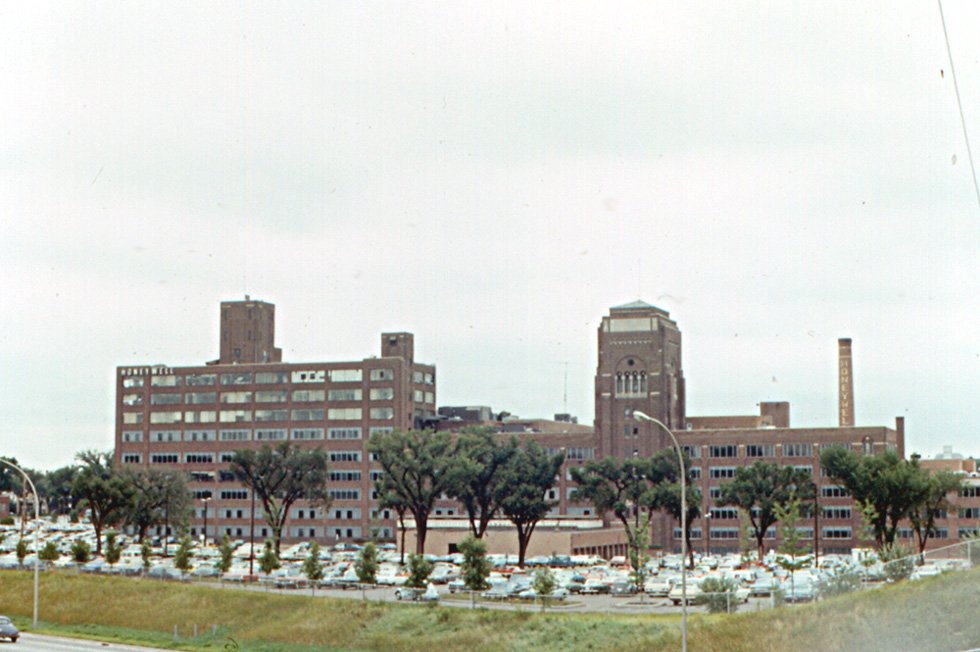 Industry History | Honeywell — The Damper Flapper Plant on Fourth Avenue South