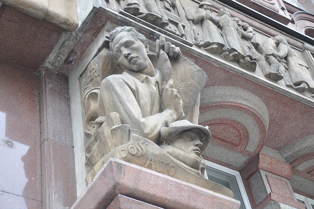 Military History | Legiobanka, Na Poříčí, Prague — The Homecoming on the Parapet — photo 2