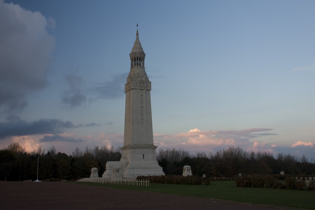 Military History | Tour-lanterne de Notre-Dame-de-Lorette — The Lamp That Turns Five Times a Minute — photo 2