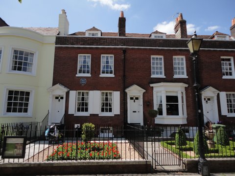 Biography|Charles Dickens — T…