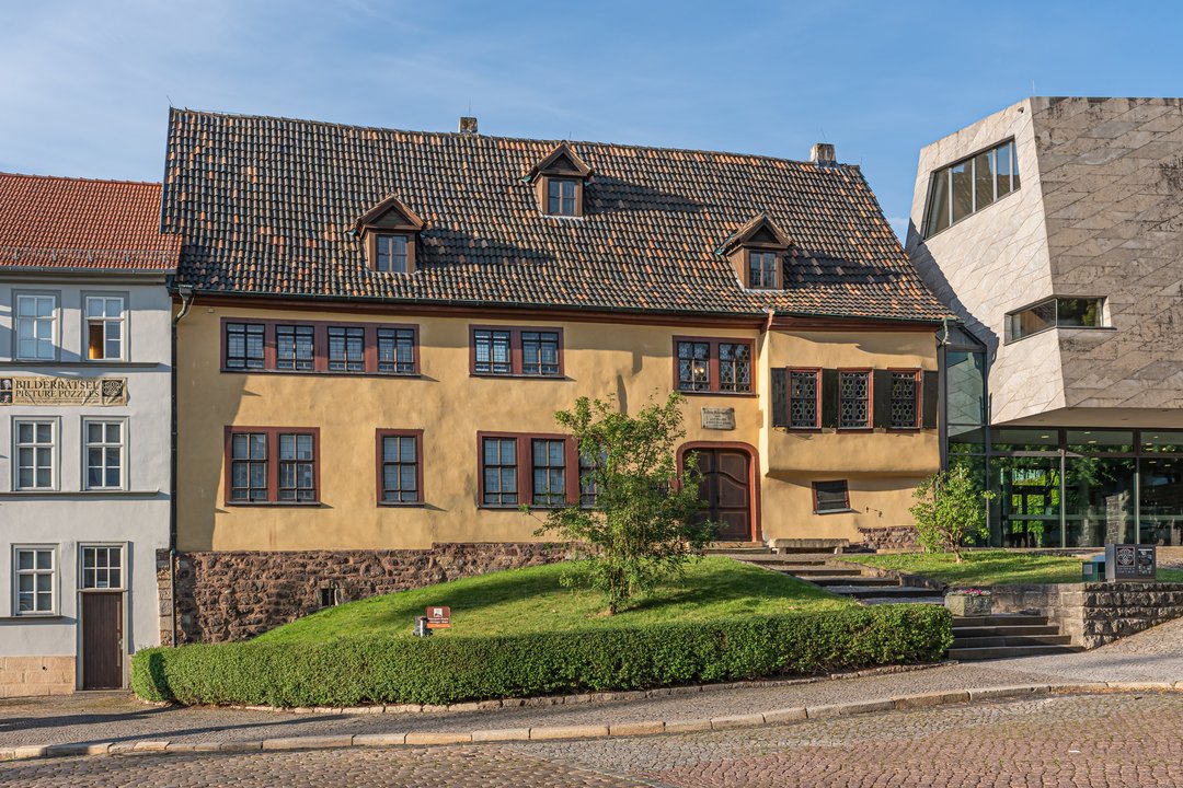 Biography | Johann Sebastian Bach — The Frauenplan House That Took the Birth Plaque by Mistake