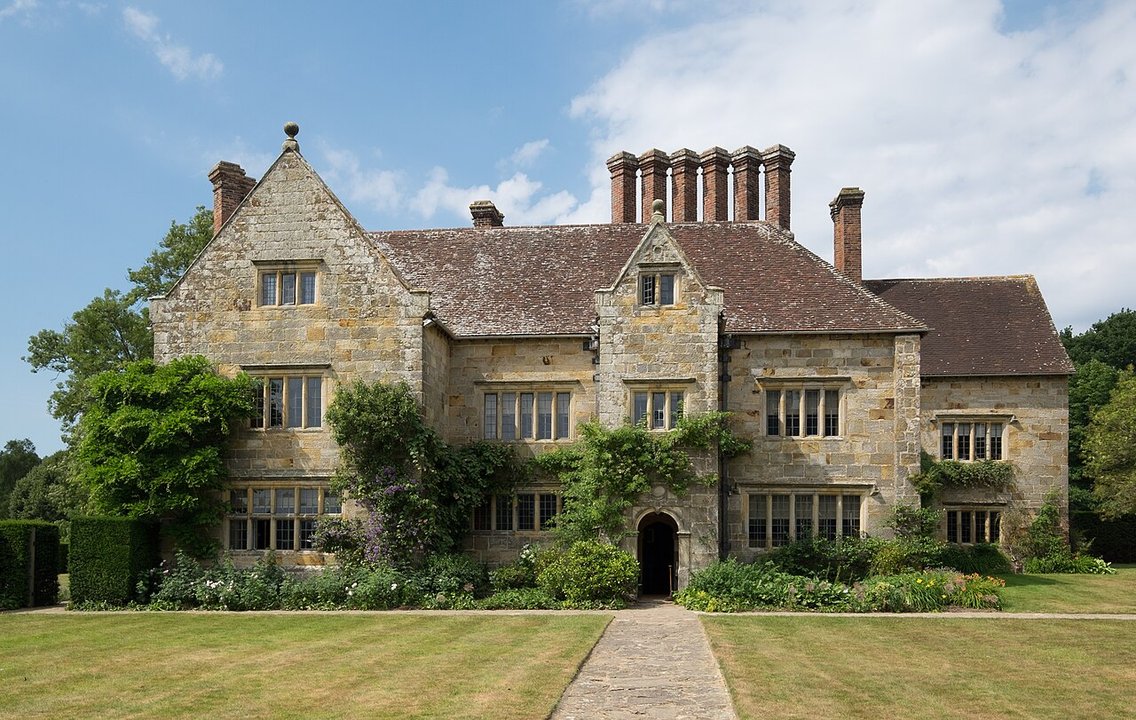 Biography | Rudyard Kipling — From This House He Chose the Words Cut on the War Graves