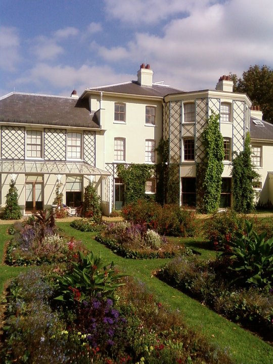 Biography | Charles Darwin — The Ugly House Where Origin Was Written