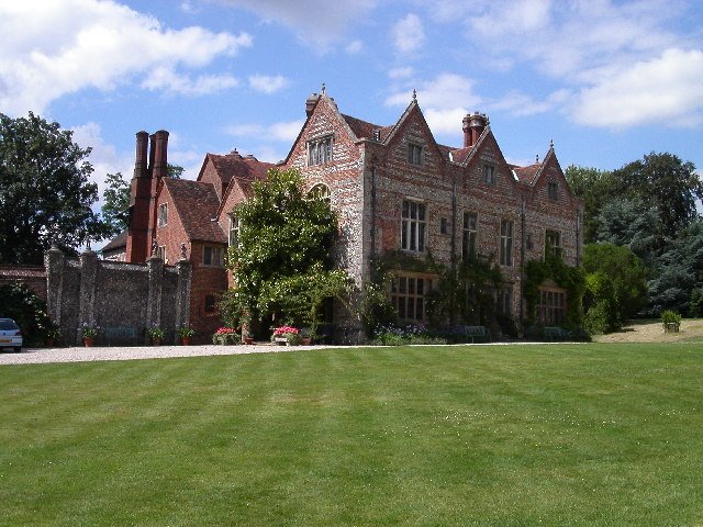 Downton Abbey | Greys Court — Downton Place, the House They Almost Chose