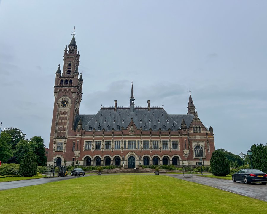 Biography | Louis-Marie Cordonnier — He Drew Four Towers for This Lawn and Two Were Built — photo 4