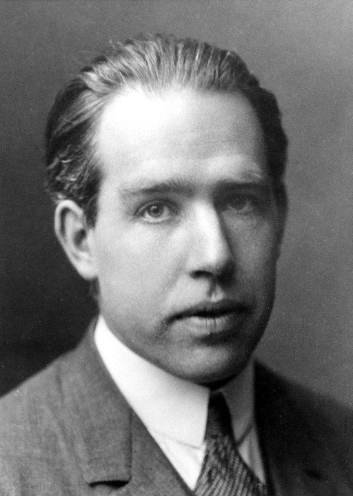 Biography | Niels Bohr — The Family Grave Under Willumsen's Owl