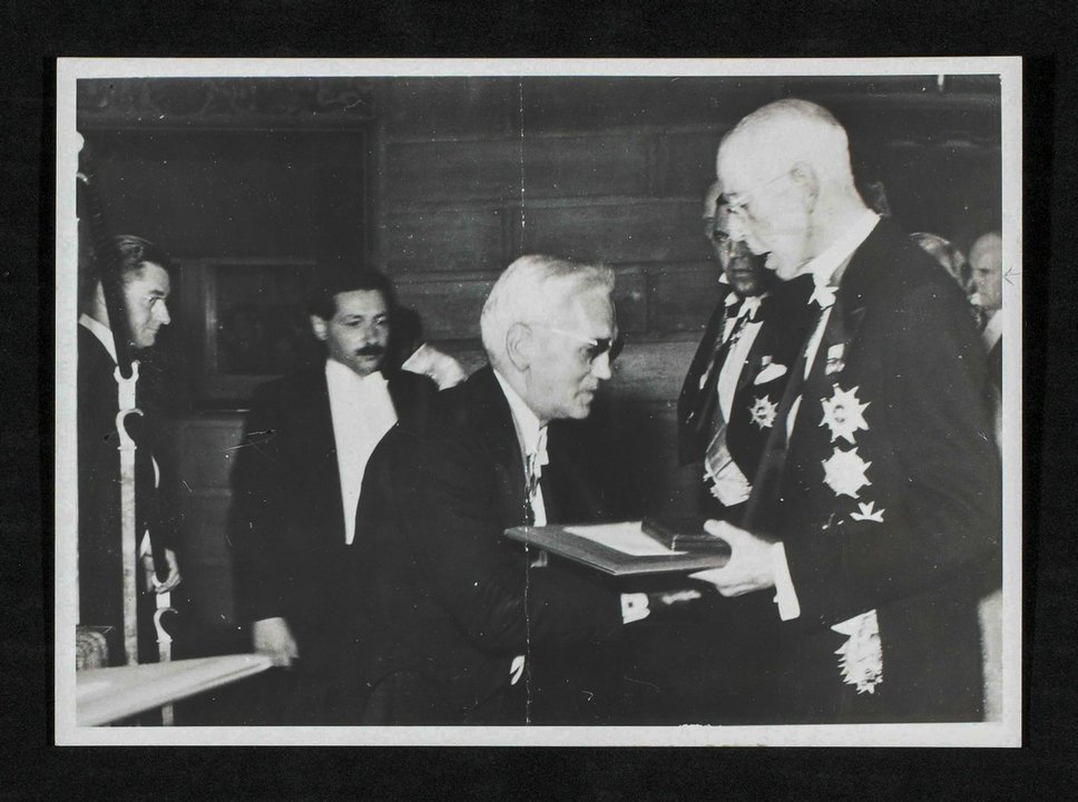 Biography | Alexander Fleming — The Medicine Prize Was Handed Over in This Hall