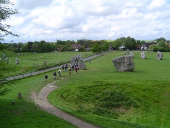 Avebury: Echoes of Neolithic …
